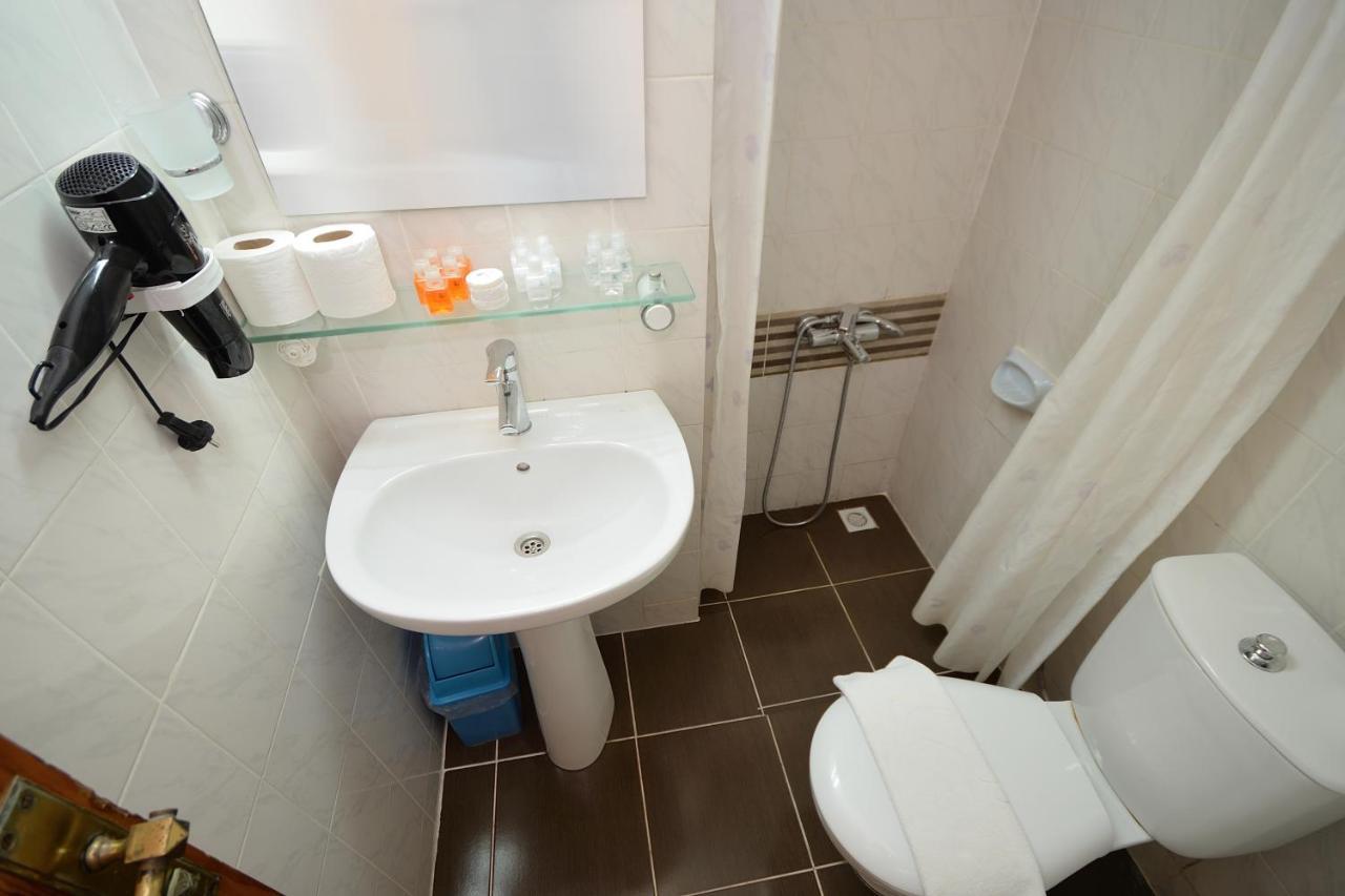Kerman Hotel Çeşme Luaran gambar
