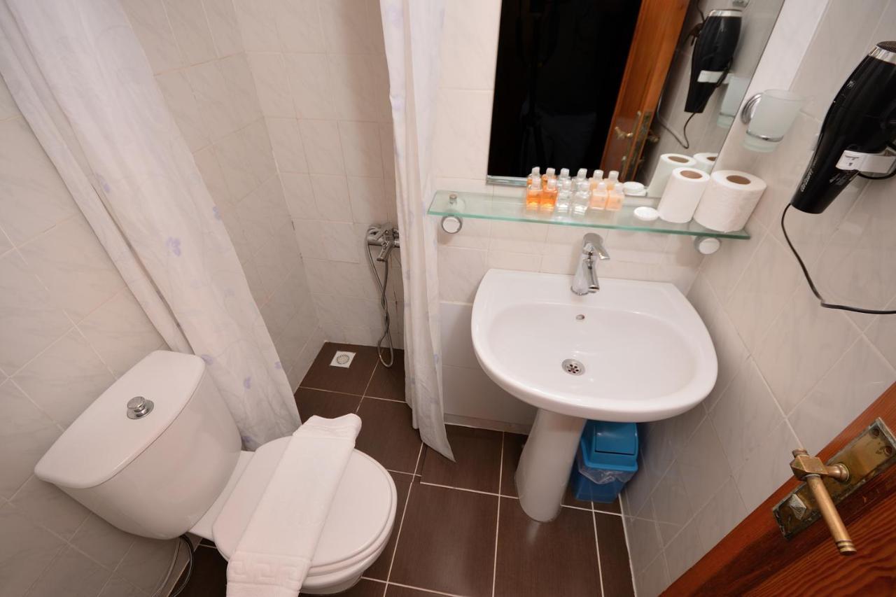 Kerman Hotel Çeşme Luaran gambar