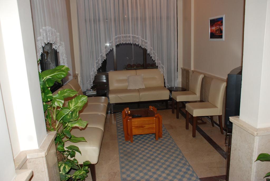 Kerman Hotel Çeşme Luaran gambar