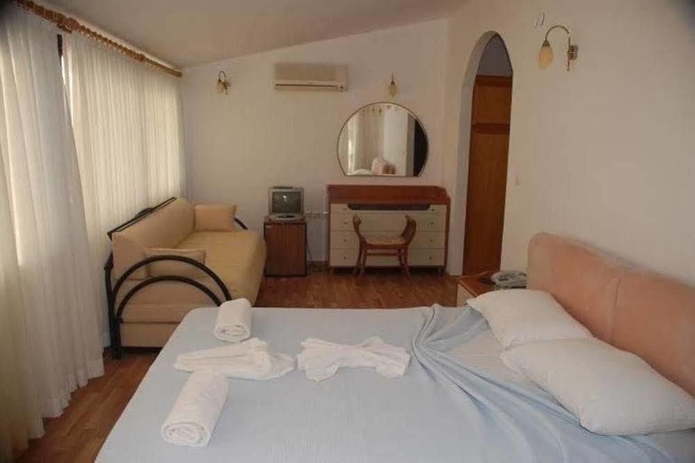 Kerman Hotel Çeşme Luaran gambar